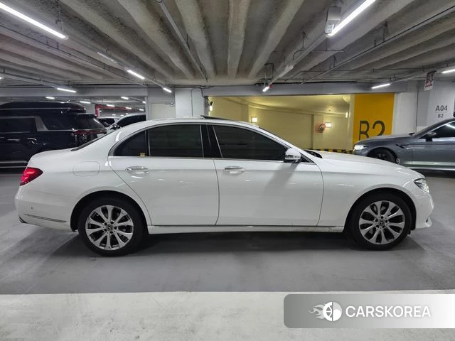 Mercedes-Benz E-Class W213 2020 Белый из Кореи, фото 4