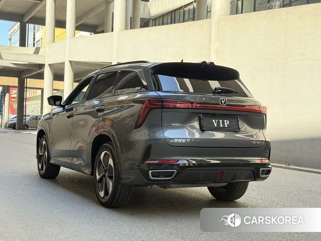Chang'an CS75 PLUS Smart iDD 2023 Темно-серый из Китая, фото 4