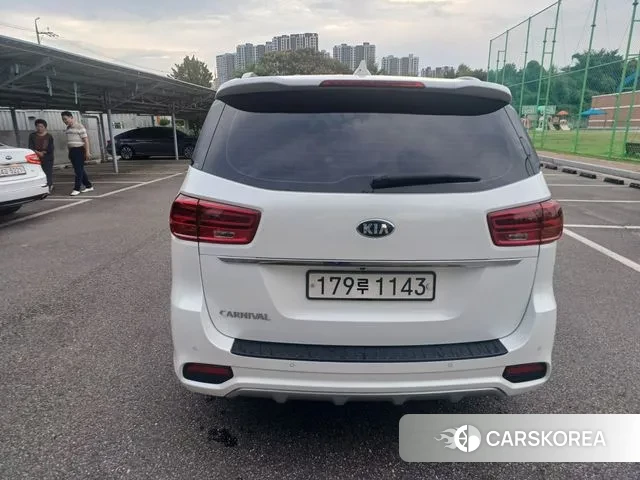 Kia The New Carnival id 2990831 из Кореи 14