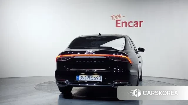 Hyundai The New Grandeur IG Hybrid id 3610975 из Кореи 14