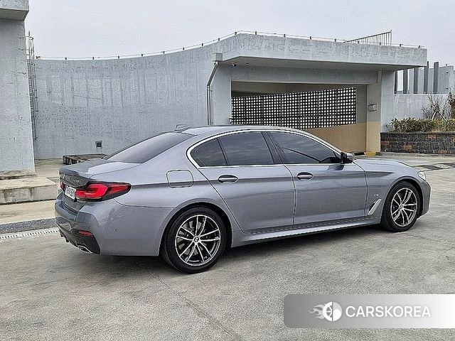 BMW 5 Series (G30) id 3811856 из Кореи 14