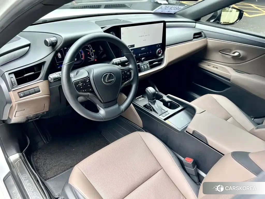 Lexus ES 2025 Белый из Китая, фото 4