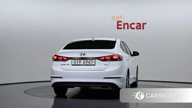Hyundai Avante AD id 4384829 из Кореи 24