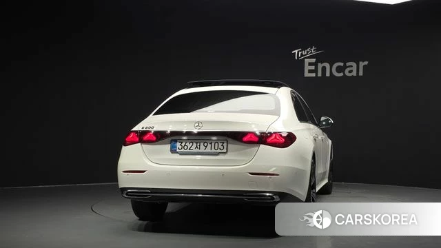 Mercedes-Benz E-Class W214 id 4734574 из Кореи 26