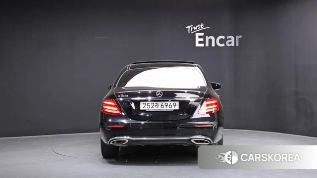 Mercedes-Benz E-Class W213 id 4508375 из Кореи 29