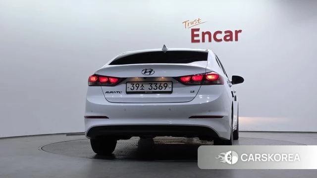 Hyundai Avante AD id 3886621 из Кореи 14