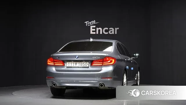 BMW 5 Series (G30) id 3060023 из Кореи 14