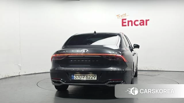 Hyundai The New Grandeur IG id 4324097 из Кореи 26