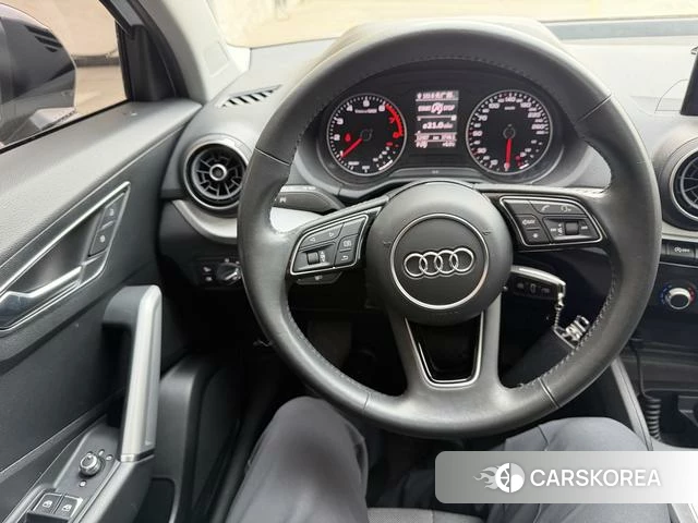 Audi Q2L id 4261576 из Китая 9