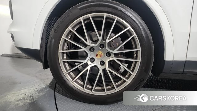 Porsche Cayenne (PO536) id 4194947 из Кореи 33