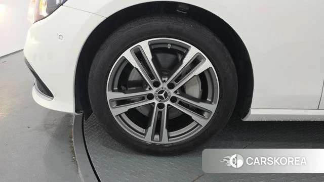 Mercedes-Benz E-Class W213 id 4608735 из Кореи 25