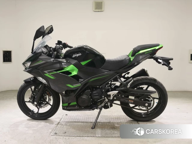 Проданный Kawasaki NINJA 400 2023 из Японии, фото 2