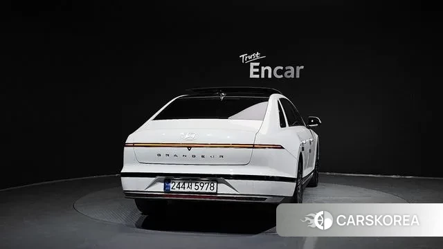 Hyundai Grandeur Hybrid (GN7) id 3341973 из Кореи 14