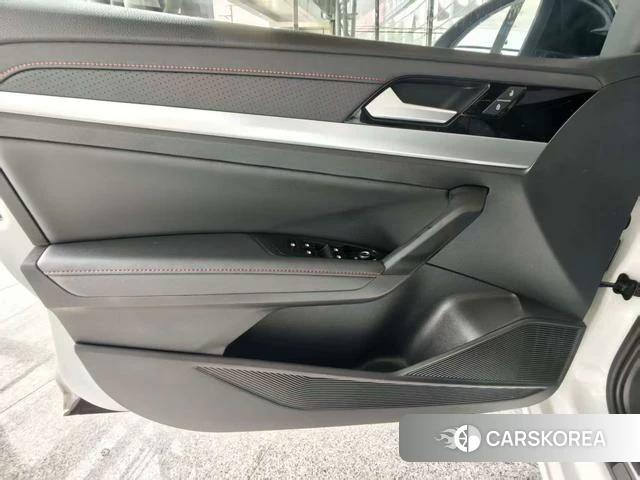 Volkswagen Lavida id 4320944 из Китая 20