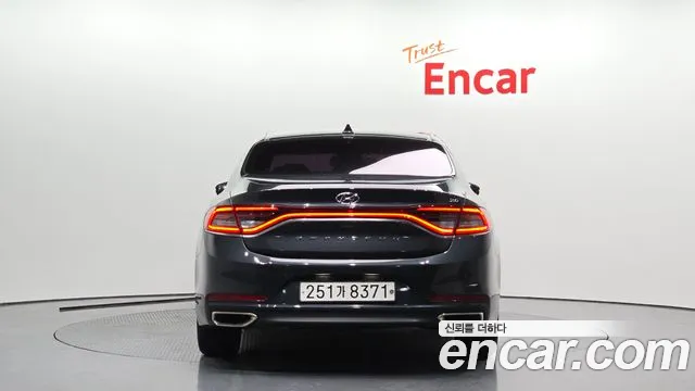 Hyundai Grandeur IG id 2342389 из Кореи 14