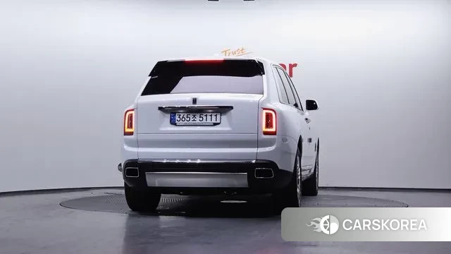 Rolls-Royce Cullinan id 3644458 из Кореи 14