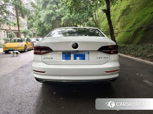 Volkswagen Lavida 2021 Белый из Китая, фото 4