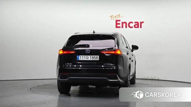 Lexus NX300h id 4624987 из Кореи 32