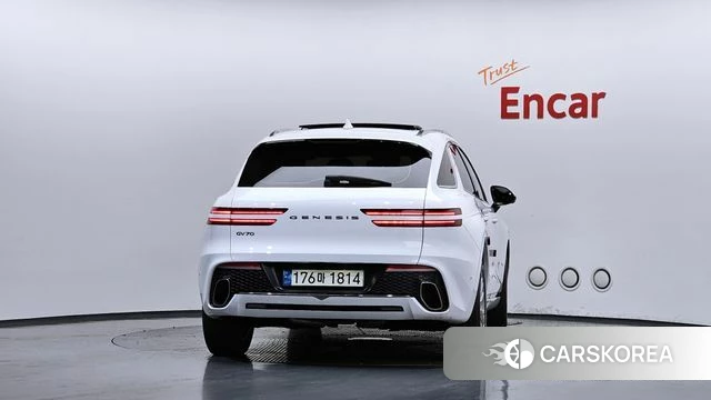 Genesis GV70 id 4501121 из Кореи 32