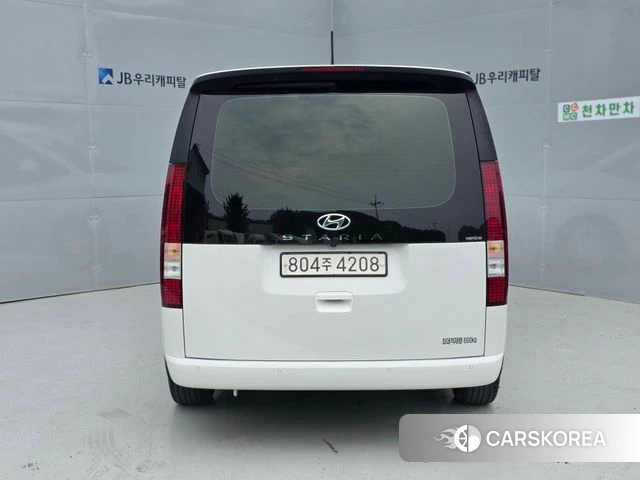 Hyundai Staria id 4546847 из Кореи 14