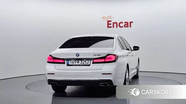 BMW 5 Series (G30) id 3717677 из Кореи 14