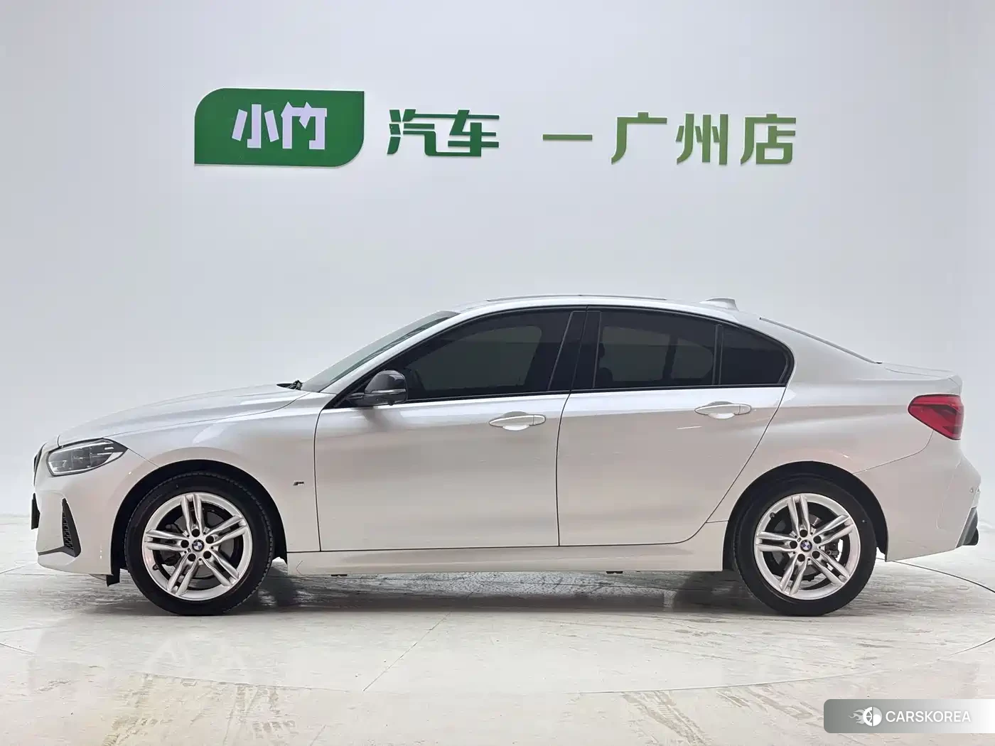 BMW 1 series id 4685940 из Китая 26