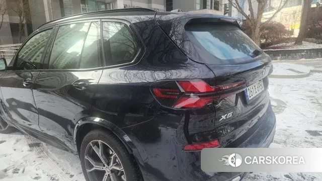 BMW X5 (G05) 2024 Черный из Кореи, фото 4