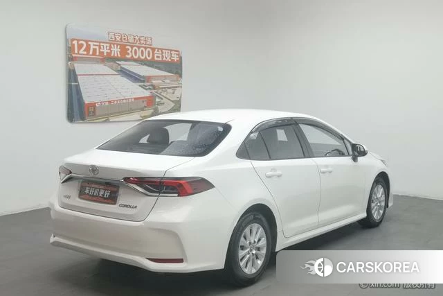Toyota Corolla id 4300376 из Китая 18
