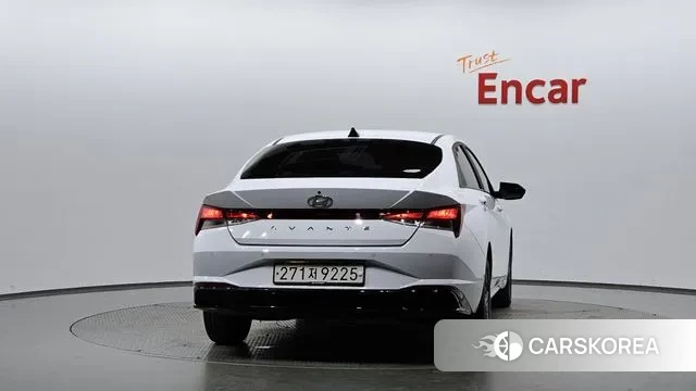 Hyundai Avante Hybrid (CN7) id 3053560 из Кореи 14