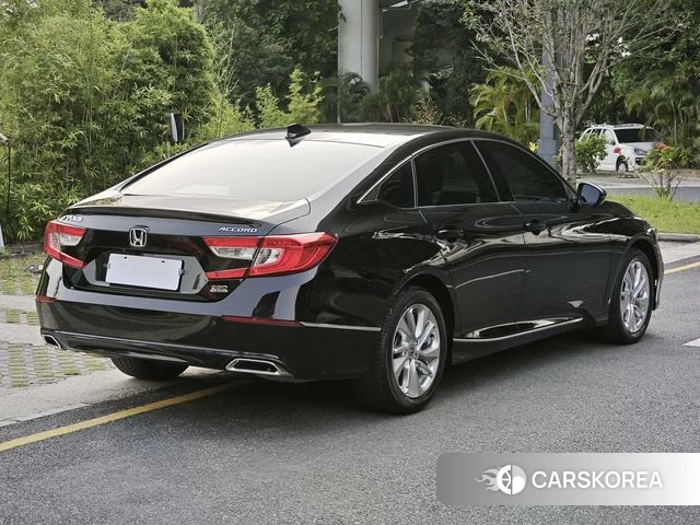 Honda Accord id 4297776 из Китая 11