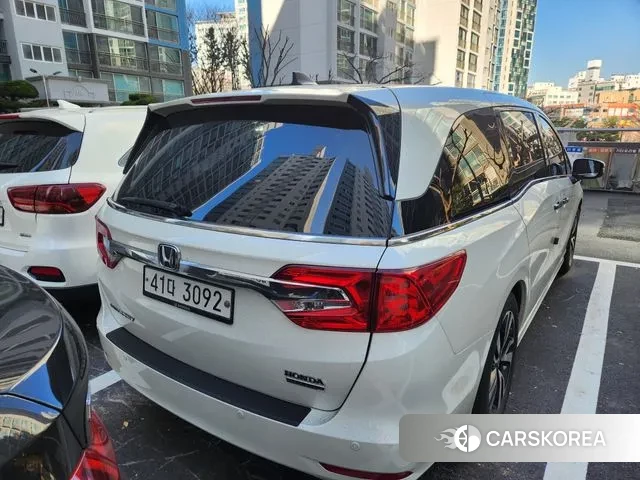 Honda Odyssey 2018 Белый из Кореи, фото 4