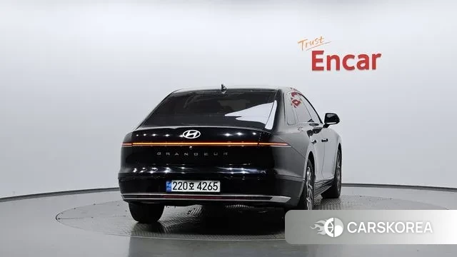 Hyundai Grandeur (GN7) id 2900401 из Кореи 14