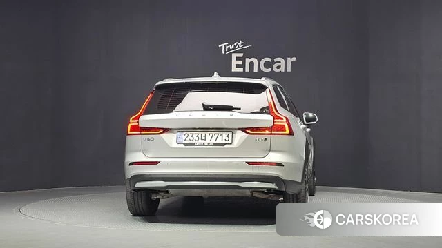 Volvo V60 Cross-Country 2nd Generation id 4540172 из Кореи 28