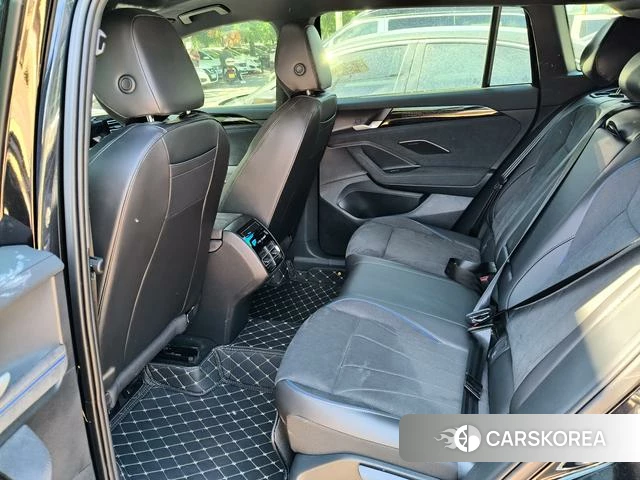 Volkswagen Tiguan L id 4278975 из Китая 11