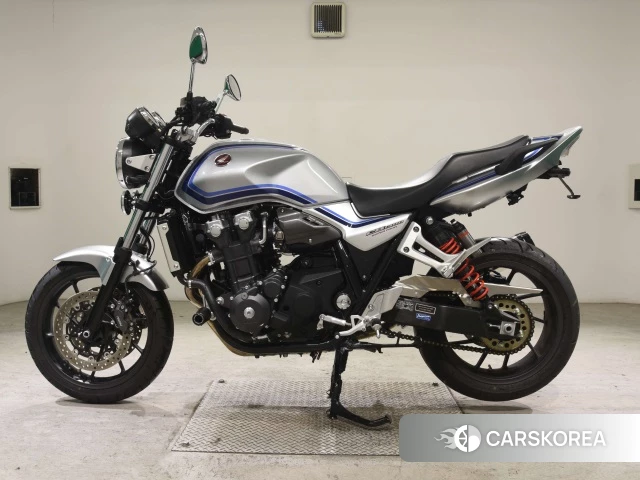 Проданный Honda CB1300SF 2024 из Японии, фото 2
