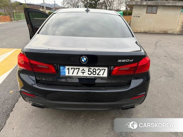 BMW 5 Series (G30) 2018 Черный из Кореи, фото 4