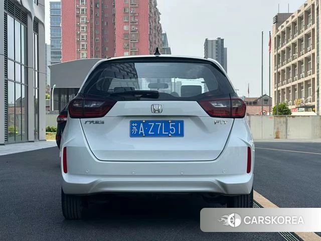 Honda Fit 2023 Белый из Китая, фото 4