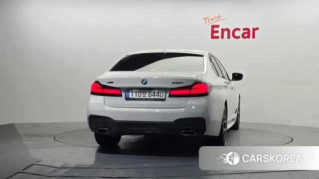 BMW 5 Series (G30) id 3697024 из Кореи 14