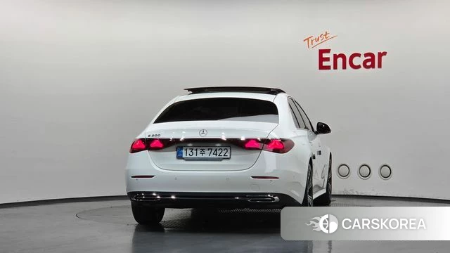 Mercedes-Benz E-Class W214 id 4640173 из Кореи 29