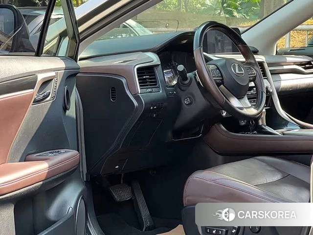 Lexus RX id 4274383 из Китая 8
