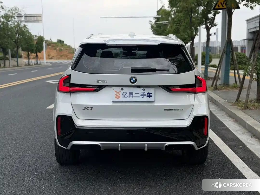 BMW X1 2024 Белый из Китая, фото 4