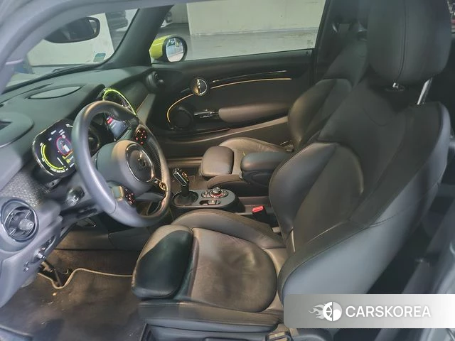 Mini Cooper Electric 2022 Серебряный из Кореи, фото 4