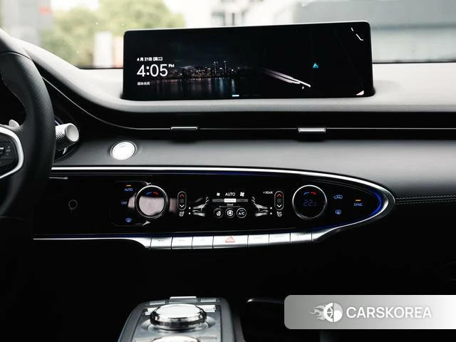 Genisys GV70 2024 Белый из Китая, фото 5