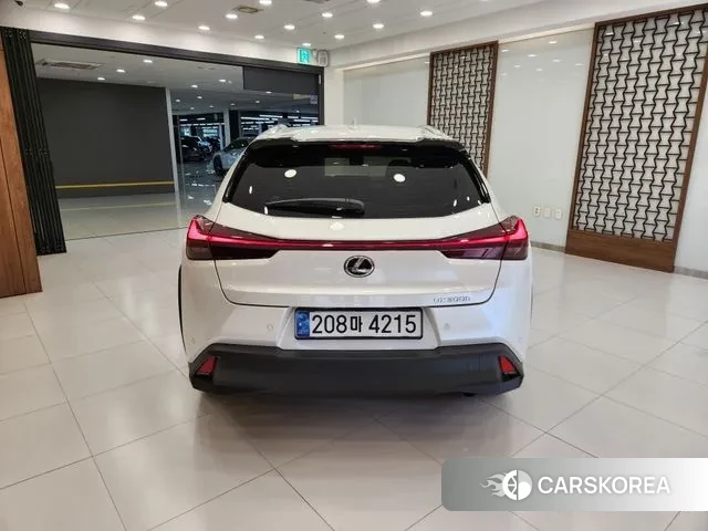 Lexus UX300h id 3079931 из Кореи 9