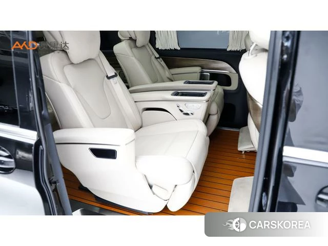 Mercedes-Benz V-class 2023 Черный из Китая, фото 4