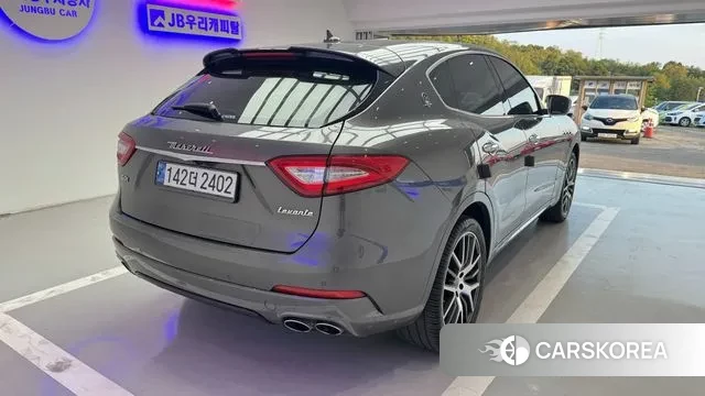 Maserati Levante id 2981915 из Кореи 12