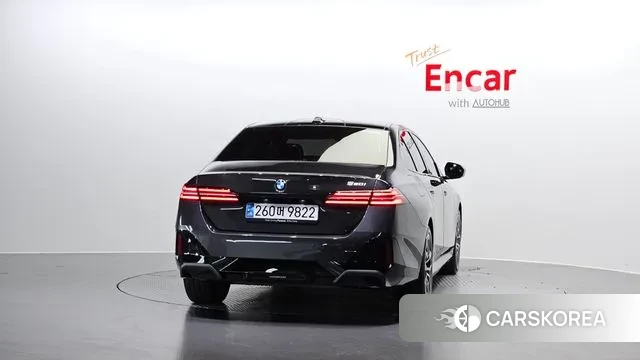 BMW 5 Series (G60) id 2993043 из Кореи 14