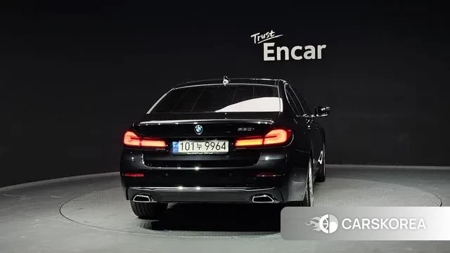 BMW 5 Series (G30) id 3560729 из Кореи 14