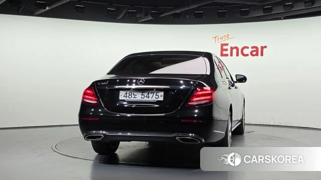Mercedes-Benz E-Class W213 id 4699035 из Кореи 14