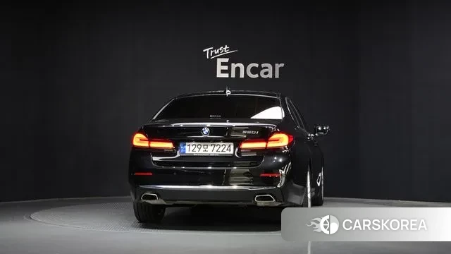 BMW 5 Series (G30) id 3394530 из Кореи 14